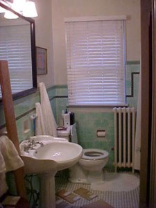 This tiny bathroom was just too small!